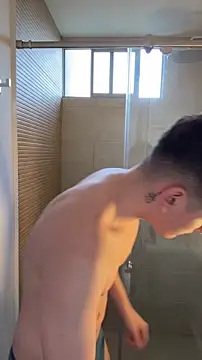 Snapshot of Valentino_ceratii chatting on November 17, 2025, 7:52 pm Valentino ceratii online show from November 17, 2025, 7:52 pm