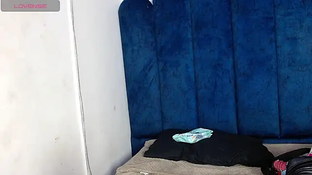 antonella rosecs online show from March 9, 2026, 5:22 am