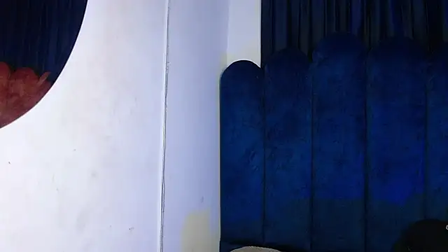 antonella rosecs online show from March 12, 2026, 4:51 am