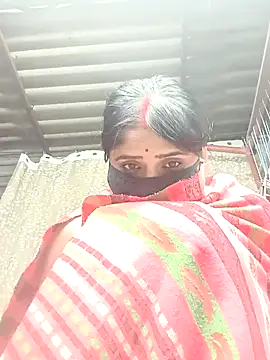 Snapshot of Rajni_chauhan chatting on November 15, 2025, 6:59 pm Rajni chauhan online show from November 15, 2025, 6:59 pm