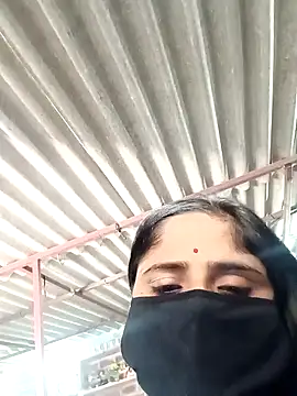 Snapshot of Rajni_chauhan chatting on June 4, 2026, 6:52 am Rajni chauhan online show from June 4, 2026, 6:52 am