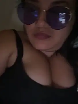 Snapshot of antoniamiller69 chatting on October 18, 2025, 12:06 pm antoniamiller69 online show from October 18, 2025, 12:06 pm