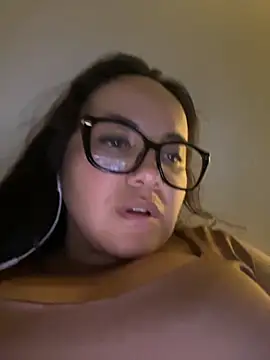 Snapshot of antoniamiller69 chatting on November 17, 2025, 3:23 am antoniamiller69 online show from November 17, 2025, 3:23 am