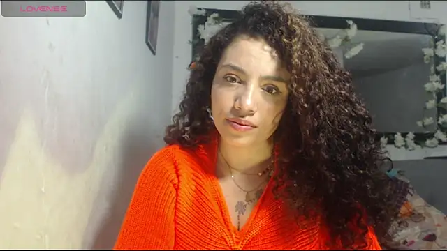 Snapshot of m_zoee chatting on November 24, 2025, 3:28 am m zoee online show from November 24, 2025, 3:28 am