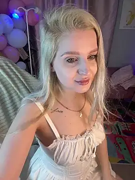 cold blondie online show from June 19, 2026, 5:23 am