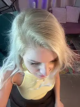 cold blondie online show from July 23, 2026, 5:38 am