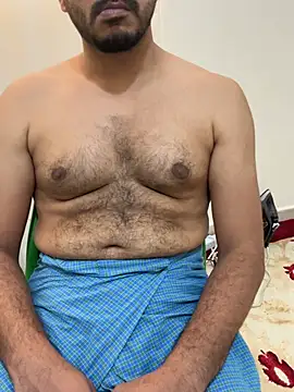 Handsome8677 online show from April 18, 2026, 9:02 am