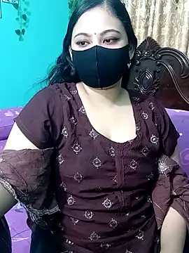 Snapshot of Porimoni22 chatting on May 3, 2026, 12:11 pm Porimoni22 online show from May 3, 2026, 12:11 pm