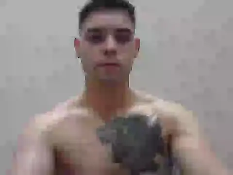 Snapshot of Zure-xxx chatting on March 4, 2026, 7:20 pm Zure-xxx online show from March 4, 2026, 7:20 pm