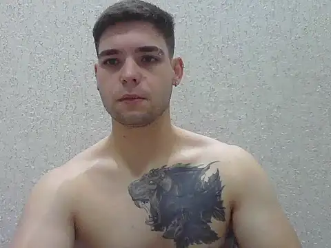 Snapshot of Zure-xxx chatting on March 13, 2026, 12:17 am Zure-xxx online show from March 13, 2026, 12:17 am