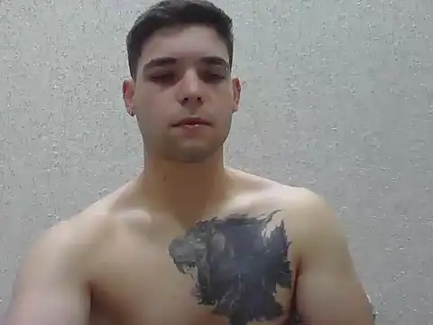 Snapshot of Zure-xxx chatting on March 16, 2026, 11:31 pm Zure-xxx online show from March 16, 2026, 11:31 pm