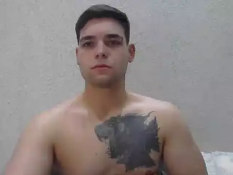 Zure-xxx online show from May 10, 2026, 12:16 am