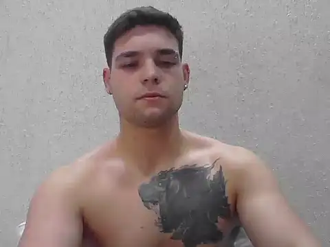 Zure-xxx online show from May 10, 2026, 10:59 pm