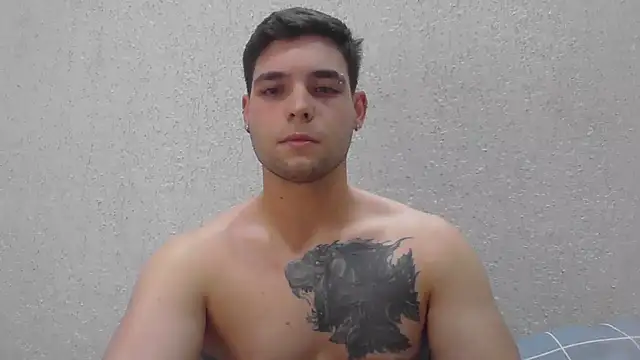 Zure-xxx online show from May 26, 2026, 1:34 am