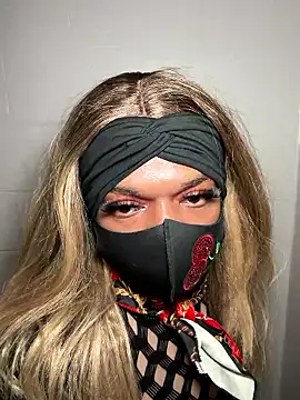 Snapshot of sissy_diorcd chatting on November 18, 2025, 8:19 am sissy diorcd online show from November 18, 2025, 8:19 am