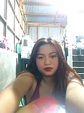 XxxHotCouples4u online show from November 18, 2025, 7:02 am