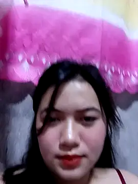 XxxHotCouples4u online show from March 27, 2026, 1:11 pm