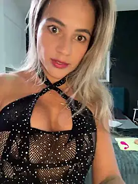valentina herrrera online show from April 27, 2026, 6:28 pm