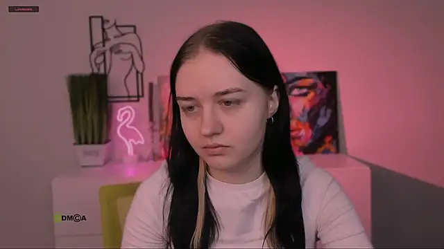 miki ti online show from November 16, 2025, 9:26 am