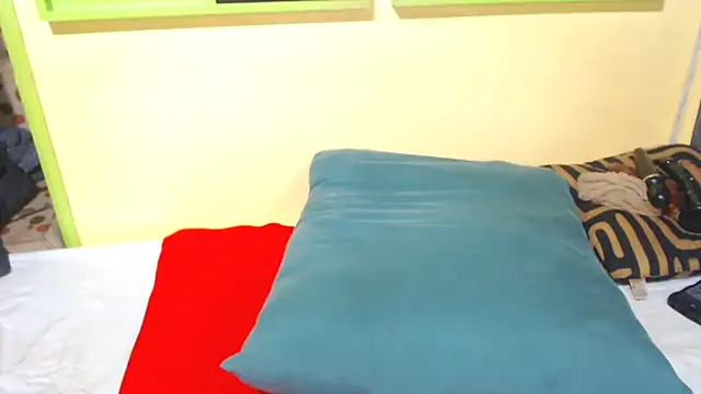 TallEbonyBabe online show from April 25, 2026, 4:48 am