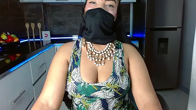 Iniya Parul online show from February 9, 2026, 2:43 pm