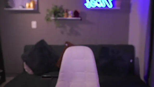 Snapshot of adahara_miller17 chatting on October 16, 2025, 12:17 pm adahara miller17 online show from October 16, 2025, 12:17 pm