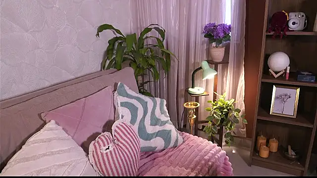 adahara miller17 online show from March 18, 2026, 1:58 pm