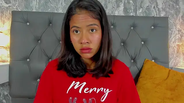 Snapshot of EuphoriaSavage chatting on December 1, 2025, 1:27 pm EuphoriaSavage online show from December 1, 2025, 1:27 pm