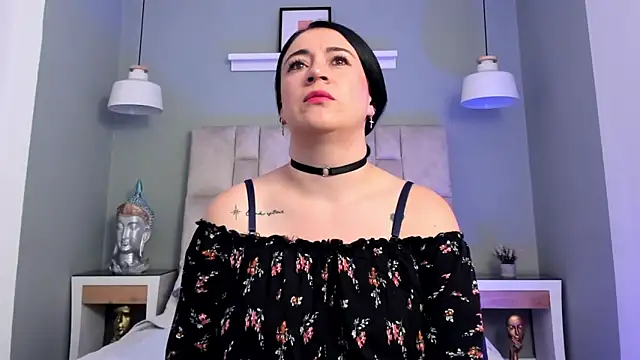 Eviiece online show from October 19, 2025, 3:07 am