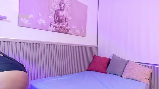 Snapshot of isa_taylorr_ chatting on November 9, 2025, 12:25 pm isa taylorr online show from November 9, 2025, 12:25 pm