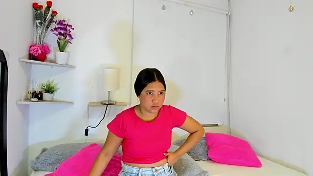 Snapshot of isa_taylorr_ chatting on November 28, 2025, 12:08 pm isa taylorr online show from November 28, 2025, 12:08 pm