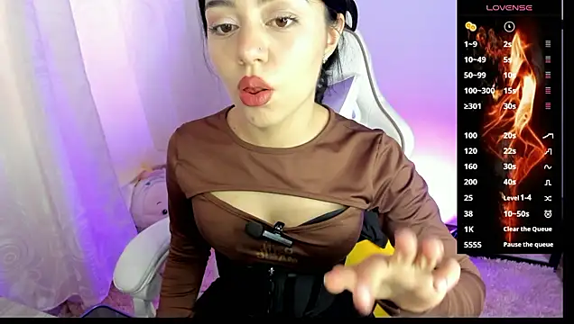 Midori rosse online show from May 3, 2026, 10:05 pm