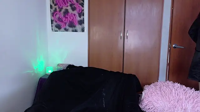 KittyJane online show from July 16, 2026, 5:30 pm