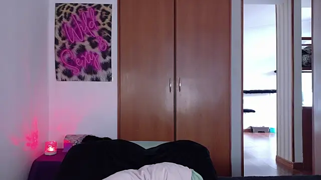 KittyJane online show from July 18, 2026, 1:04 pm