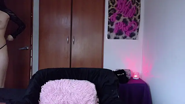 KittyJane online show from July 22, 2026, 4:43 pm