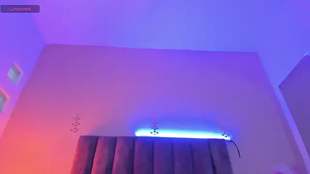 Xavier Fox    online show from February 14, 2026, 9:00 pm