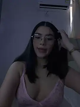 Snapshot of Julietalcl chatting on April 30, 2026, 8:26 pm Julietalcl online show from April 30, 2026, 8:26 pm