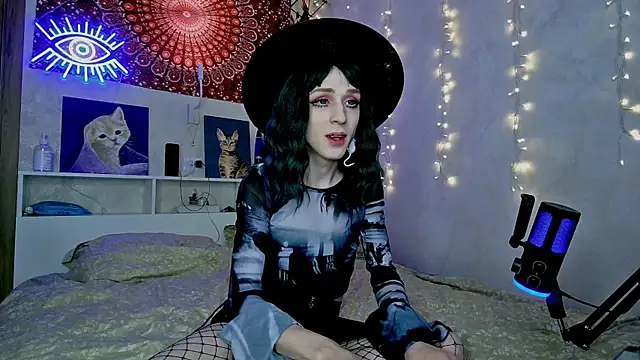 whoalexxa online show from December 22, 2025, 11:18 am