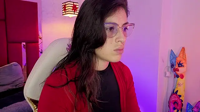 Snapshot of moon_winy chatting on July 10, 2026, 12:08 pm moon winy online show from July 10, 2026, 12:08 pm
