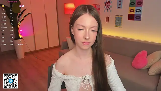 Snapshot of Yasmin_Kass chatting on June 28, 2026, 6:30 am Yasmin Kass online show from June 28, 2026, 6:30 am