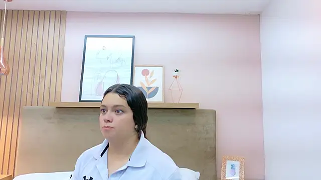 Tessa Stone online show from March 6, 2026, 4:20 am