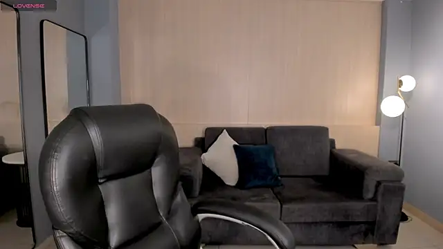 CelesteMoonX online show from June 11, 2026, 2:53 am
