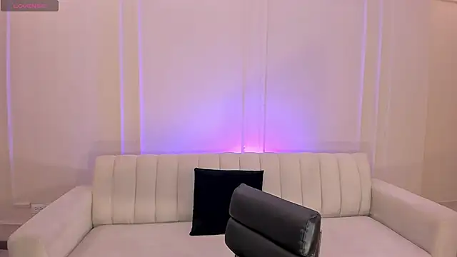 Snapshot of ScarlettBlaze_ chatting on June 4, 2026, 12:11 pm ScarlettBlaze online show from June 4, 2026, 12:11 pm