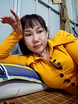 Snapshot of Ana-love2025 chatting on November 3, 2025, 12:13 am Ana-love2025 online show from November 3, 2025, 12:13 am