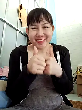 Snapshot of Ana-love2025 chatting on November 15, 2025, 1:03 am Ana-love2025 online show from November 15, 2025, 1:03 am