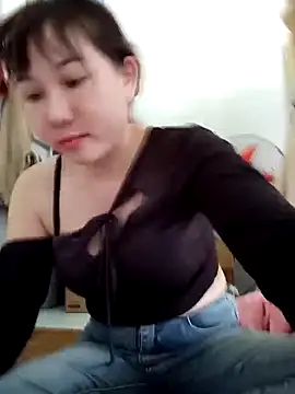 Snapshot of Ana-love2025 chatting on November 22, 2025, 2:21 am Ana-love2025 online show from November 22, 2025, 2:21 am