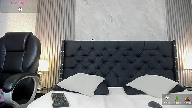 Snapshot of camila__bouzas chatting on November 20, 2025, 7:02 pm camila bouzas online show from November 20, 2025, 7:02 pm