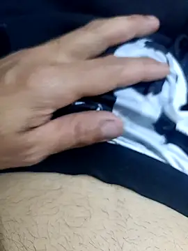 Snapshot of Crisjo29 chatting on March 8, 2026, 5:00 am Crisjo29 online show from March 8, 2026, 5:00 am