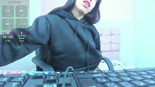 Snapshot of AdelaidaManson18 chatting on November 7, 2025, 4:56 am AdelaidaManson18 online show from November 7, 2025, 4:56 am