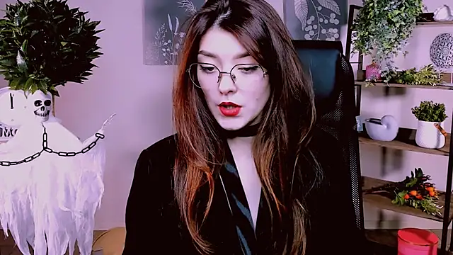 Snapshot of AnaSteisher chatting on October 27, 2025, 1:26 pm AnaSteisher online show from October 27, 2025, 1:26 pm